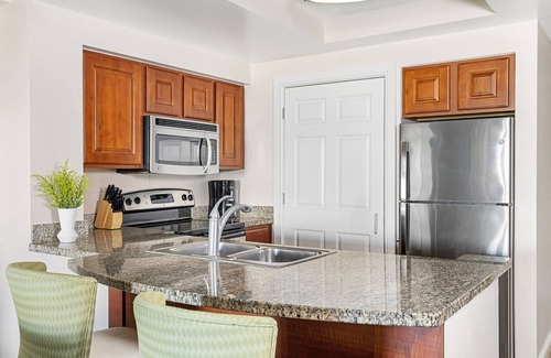 Williamsburg Apartment | Spontaneous Trip at our 2BR Villa at Harbour Lake