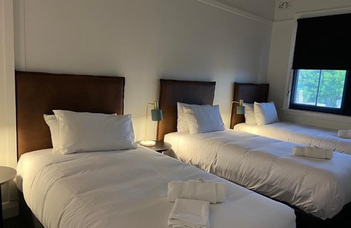 Wagga Wagga Hotel | Sportsmens Club Hotel