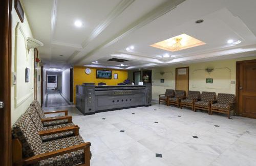 Vadodara Hotel | SPOT ON Hotel Hilltop