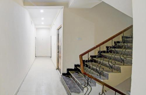 Varanasi Hotel | SPOT ON The Royal Inn