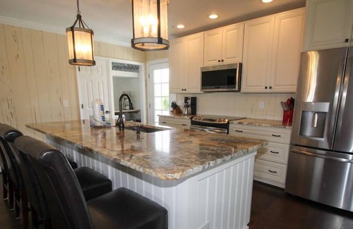 Saint Helena Island Cabin | Sprawling Ocean View Home w/ Massive Deck, Private Pool, & Incredible Views