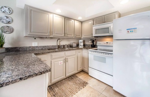 Avalon Beach Estates Condo | SPRING BREAK READY! HEATED POOL! NEW DECKING! CLOSE TO SHOPPING!