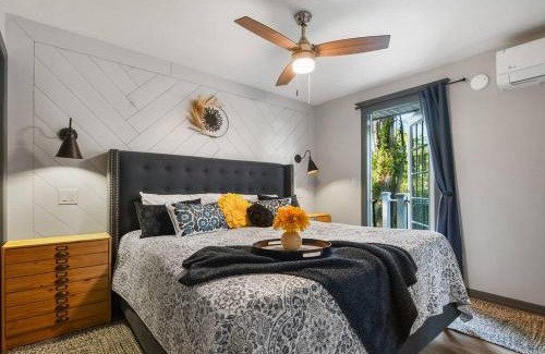 Conway Apartment | Spring Lake King Balcony Suite