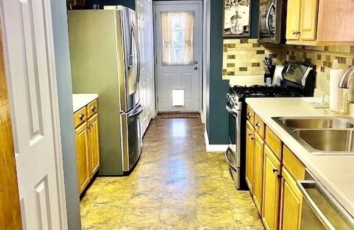 Hardy House | Spring River Getaway