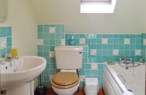 Treator House | Spring Tides