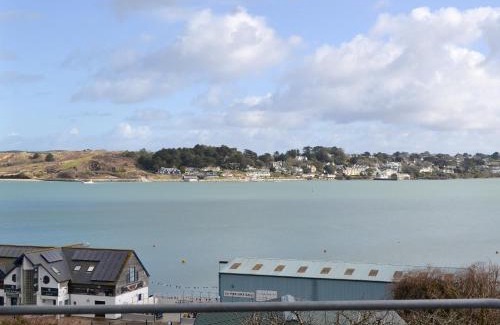 Treator House | Spring Tides