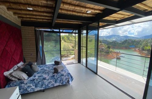 El Penol Villa | Springfield Ecoloft- Guatapé