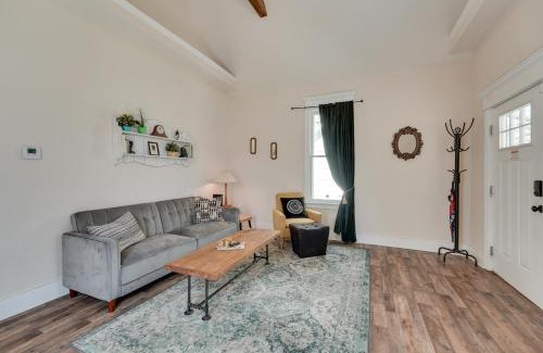 Springfield House | Springfield Home Less Than half Mi to Commercial Street!