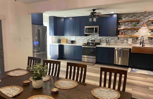 Normalville Apartment | Springfield House · Stunning 3 Bedroom Home (Ohiopyle/Seven Springs)