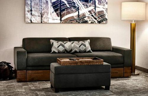 High Point Hotel | SpringHill Suites by Marriott High Point Downtown