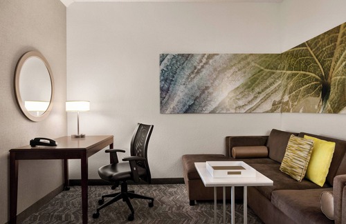 Sterling Hotel | SpringHill Suites by Marriott Dulles Airport
