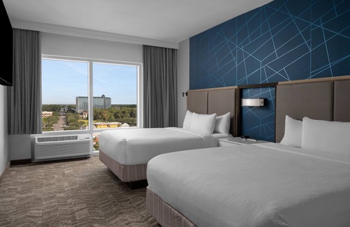 Myrtle Beach Hotel | SpringHill Suites by Marriott Myrtle Beach Oceanfront