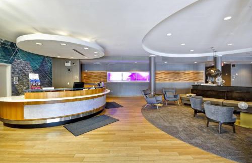 Tallahassee Hotel | SpringHill Suites Tallahassee Central