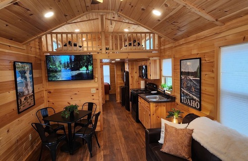 Island Park Cabin | Spruce Cabin (with Loft)