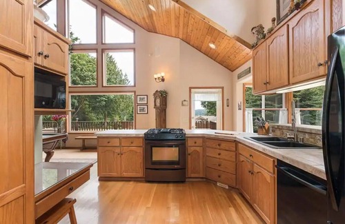 Sequim House | SQ1: MAJESTIC VILLA