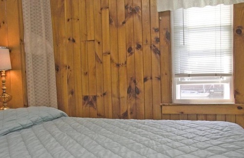 Gilford Cabin | Squaw Cottage at The Inn at Smith Cove