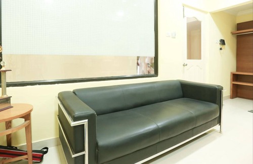 Periamet Hotel | Sr Residency