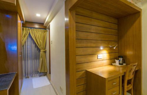Irinjalakuda Hotel | Sree Gokulam Residency