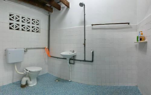 Kampung Merbau Patah House | Sri Cengal Homestay