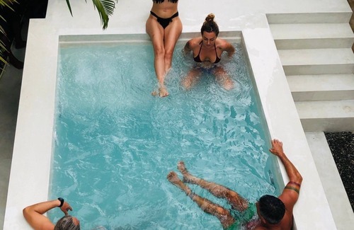 Kathaluwa Villa | Sri Lanka Surf Villa with jacuzzi