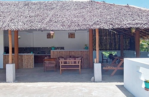 Kathaluwa Villa | Sri Lanka Surf Villa with jacuzzi