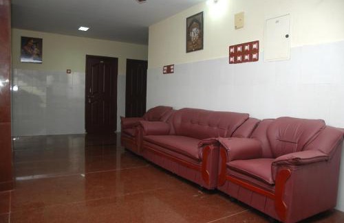 Kumbakonam Hotel | Sri Venkkatramanaas Residency