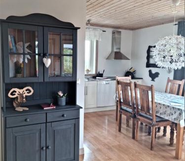 Borgarnes House | Stóraborg Holiday Home