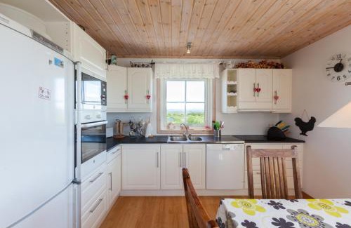 Borgarnes House | Stóraborg Holiday Home