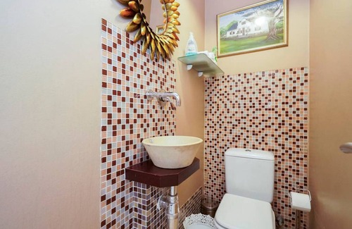 Big Bay House | St. Franco Room - Airy and Comfortable