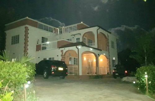 St. George's Apartment | St. George's Holiday Studio Vacation of a lifetime