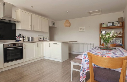 Scawton Cottage | ST GREGORY’S COTTAGE, pet friendly, with a garden in Helmsley
