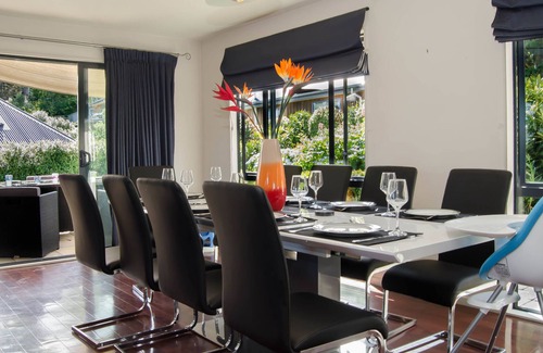 Hanmer Springs Cottage | ST JAMES MANOR, family friendly, with a garden in Hanmer Springs