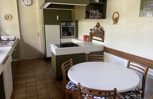 Saint-Jorioz House | ST JORIOZ, Spacieuse Villa, Vue lac, 6000M2 de terrain 16 PERS.