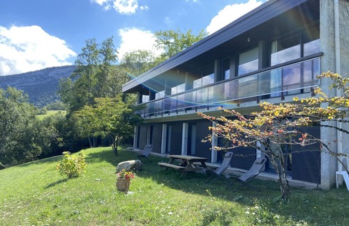 Saint-Jorioz House | ST JORIOZ, Spacieuse Villa, Vue lac, 6000M2 de terrain 16 PERS.