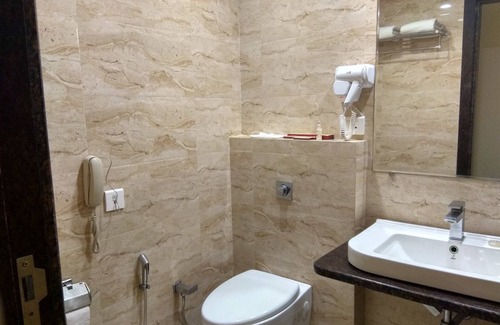 Shirdi Hotel | St Laurn - The Spiritual Resort