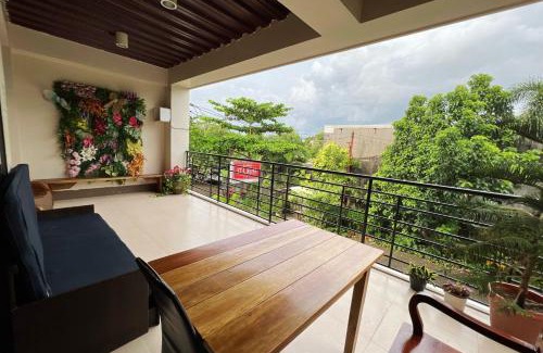Iloilo Hotel | Sta Rosa Inn Iloilo powered by Cocotel