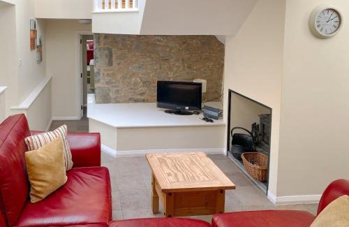 Rhyd-y-foel House | Stable Barn - Hw7591