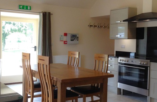 Carsington House | Stables with hot tub & swimming pool in the countryside - 5 ensuite bedrooms