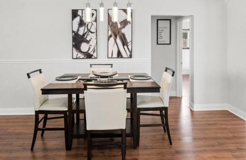 Miramar House | Stadium Sunflower Miramar home, 3 bd, 2 ba