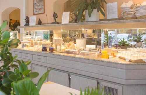 Niederschelden Hotel | Stadt-gut-Hotel Siegboot