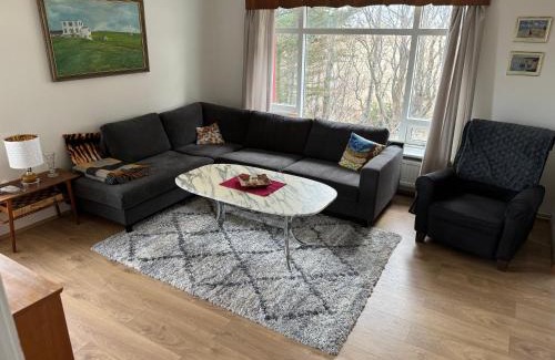 Borgarnes Villa | Stafholtsey