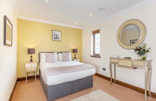 Kirkhill House | Stag Manor