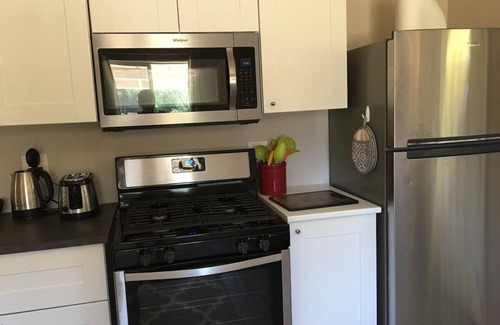 Middletown House | Stagecoach Cottage quiet efficiency