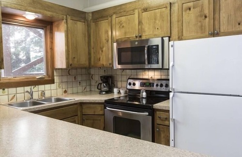 Whitefish House | Stand Alone, Pet Friendly Home - Great for Families!