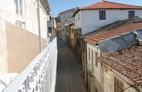 Armamar House | Standard Double or Twin Room with Balcony