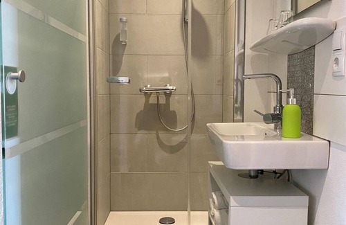 Fichtelberg Apartment | Standard double room, shower, WC, - WAGNER'S Hotel and Restaurant Schönblick