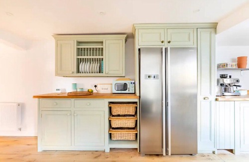 Oxford Apartment | Stanley Road - Gorgeous Modern Flat in Oxford