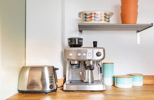 Oxford Apartment | Stanley Road - Gorgeous Modern Flat in Oxford