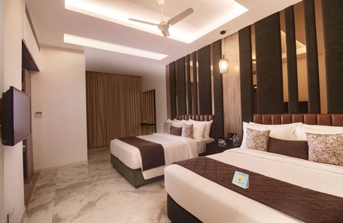 Parthasarathy Puram Hotel | Star City Hotel