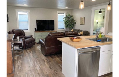 Southeast Boise Cottage | Star Guest Cottage by BSU * Downtown * Airport